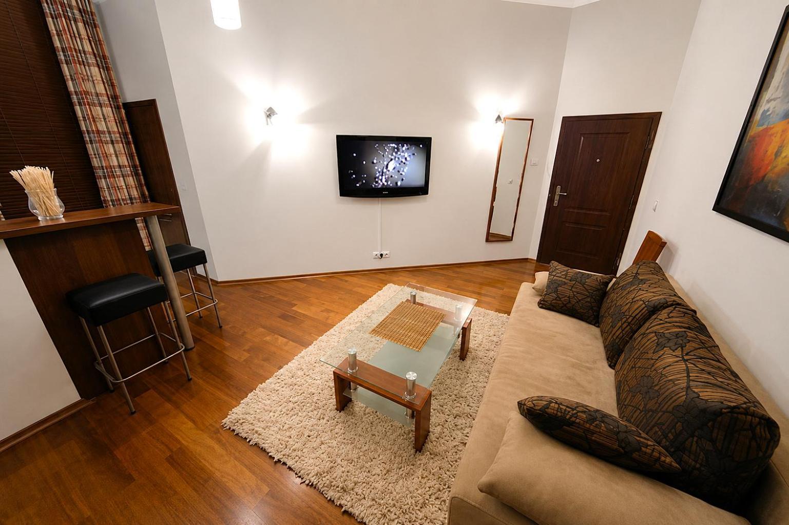 One-Bedroom Apartment